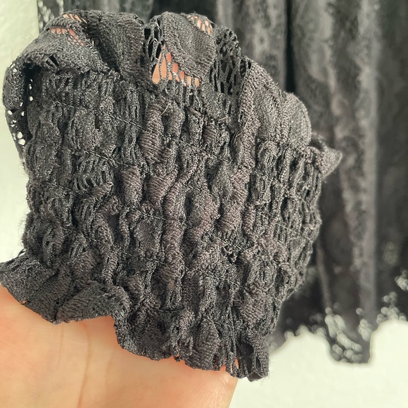 Cable & Gauge Black Lace Long Sleeve High Neck Blouse Elegant - Picture 5 of 12